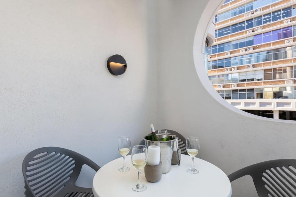 Luxurious With Stunning View Apartman Fokváros Kültér fotó